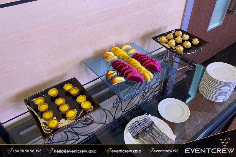 Event Crew provides tea break service for events, conferences in Hanoi